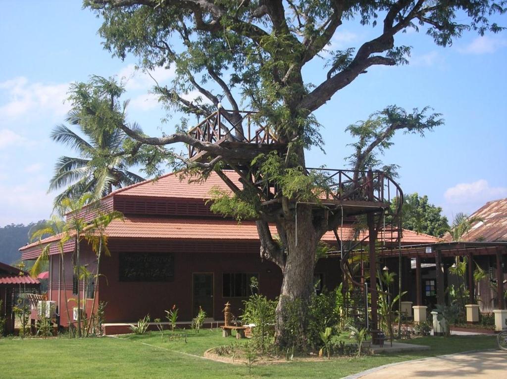 Tamarind Grand Resort Мае Сарианг Экстерьер фото